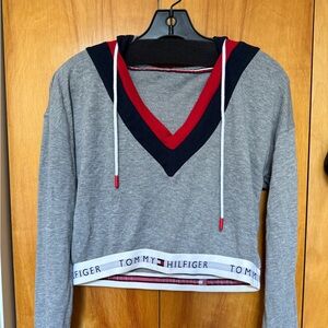 Tommy Hilfiger cropped hoodie